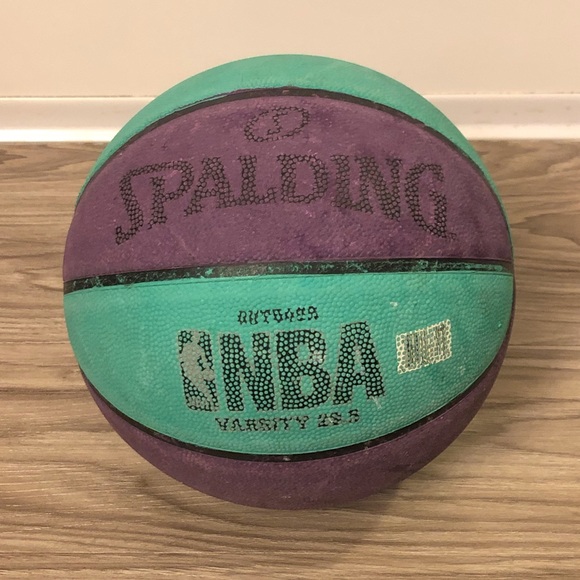 spalding varsity basketball